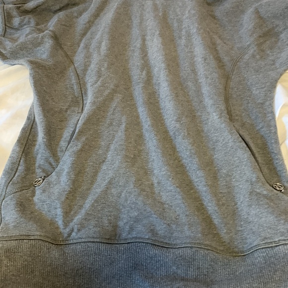 Grey lululemon turtleneck sweater - Picture 2 of 3